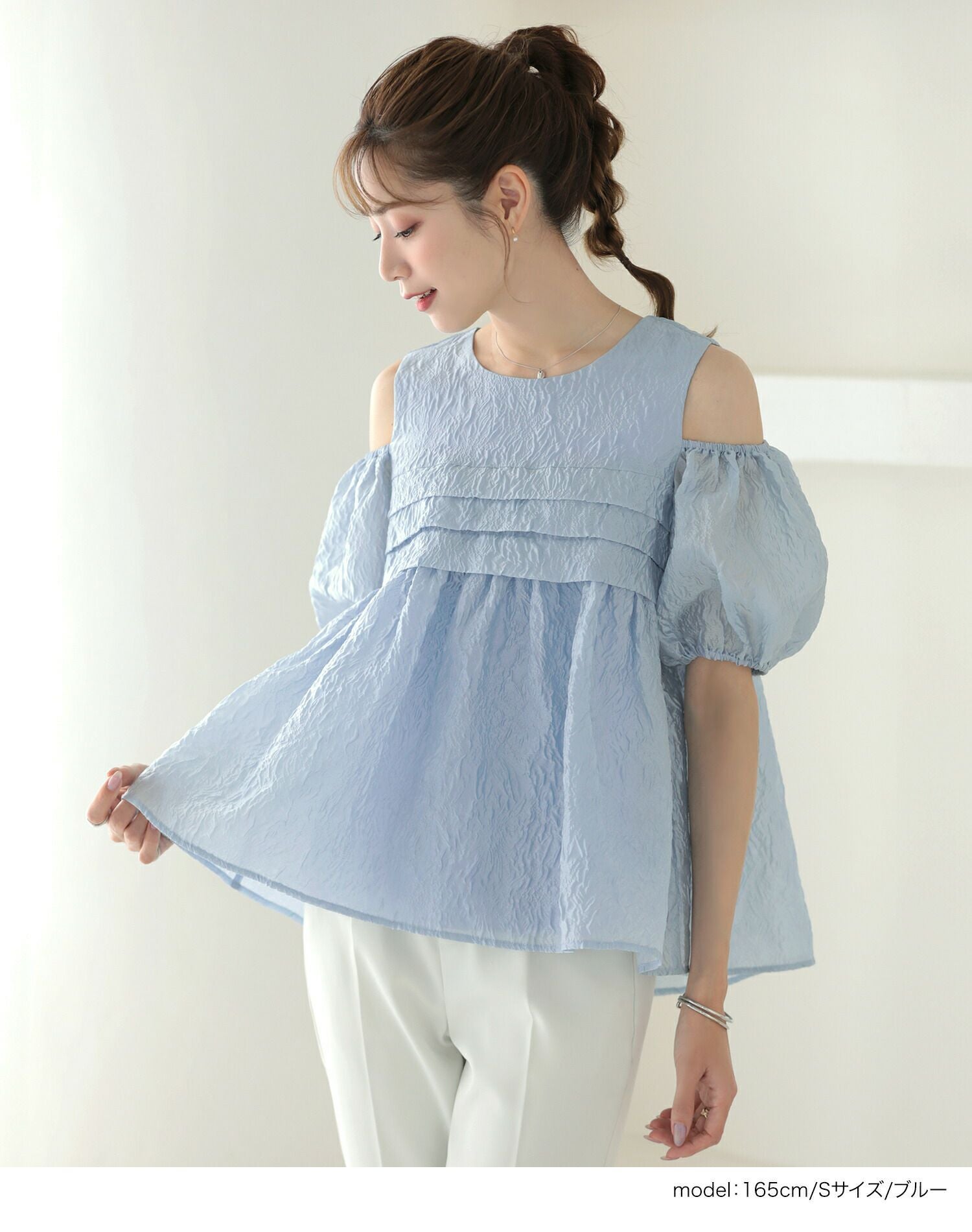 000000000105-23.jpg?size=l&w=